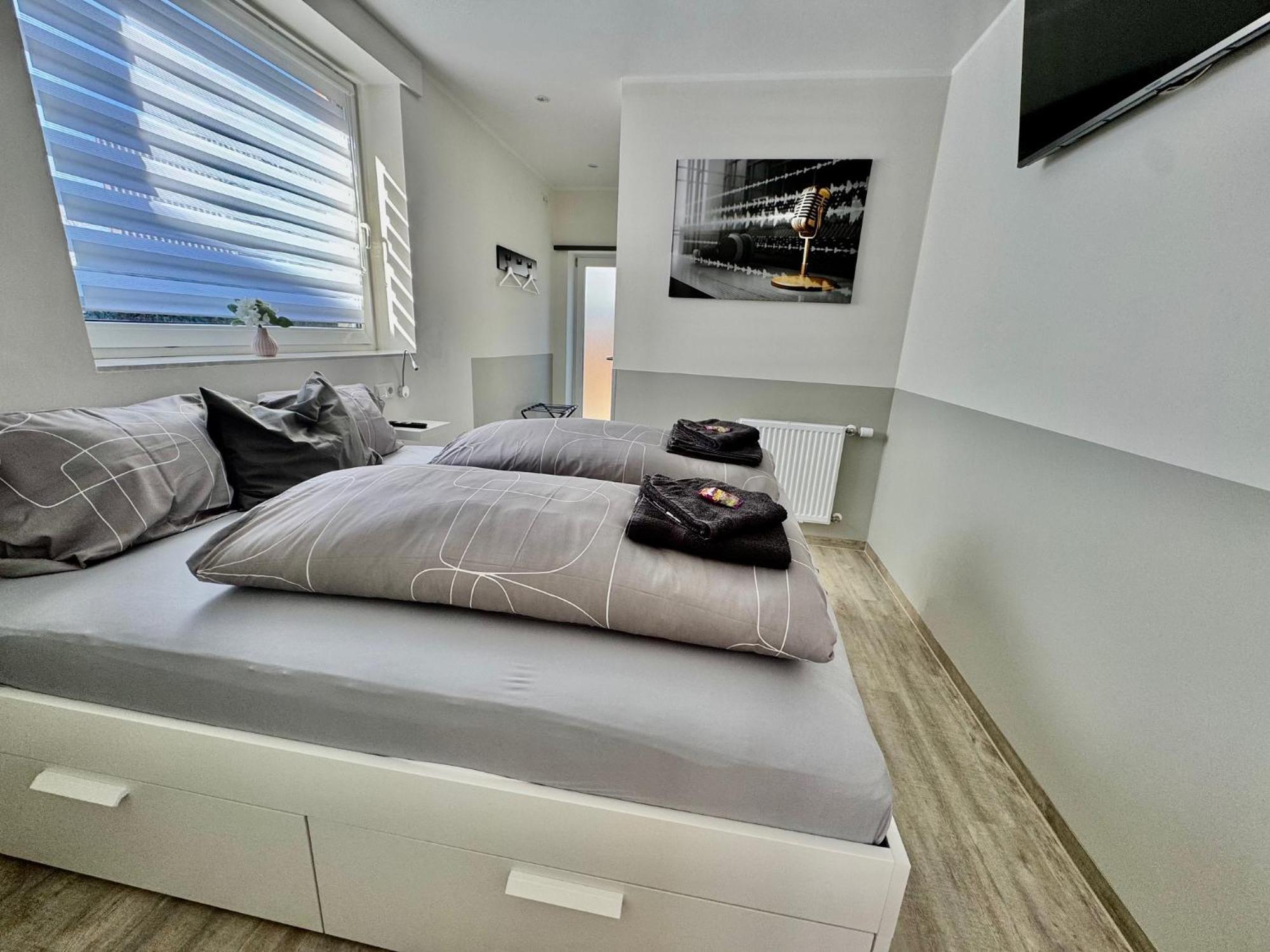Gaestezimmer Beate Und Ferienwohnung Rheda Wiedenbrueck 외부 사진